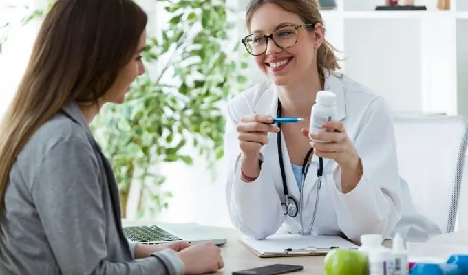 Patient meeting with a medical provider at JourneyLite’s Cincinnati weight loss clinic