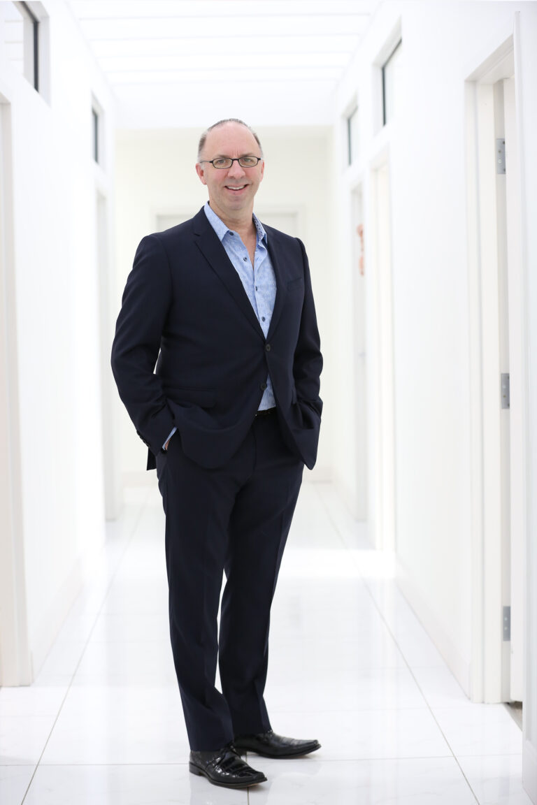 plastic surgeon Dr. Kurtis Martin